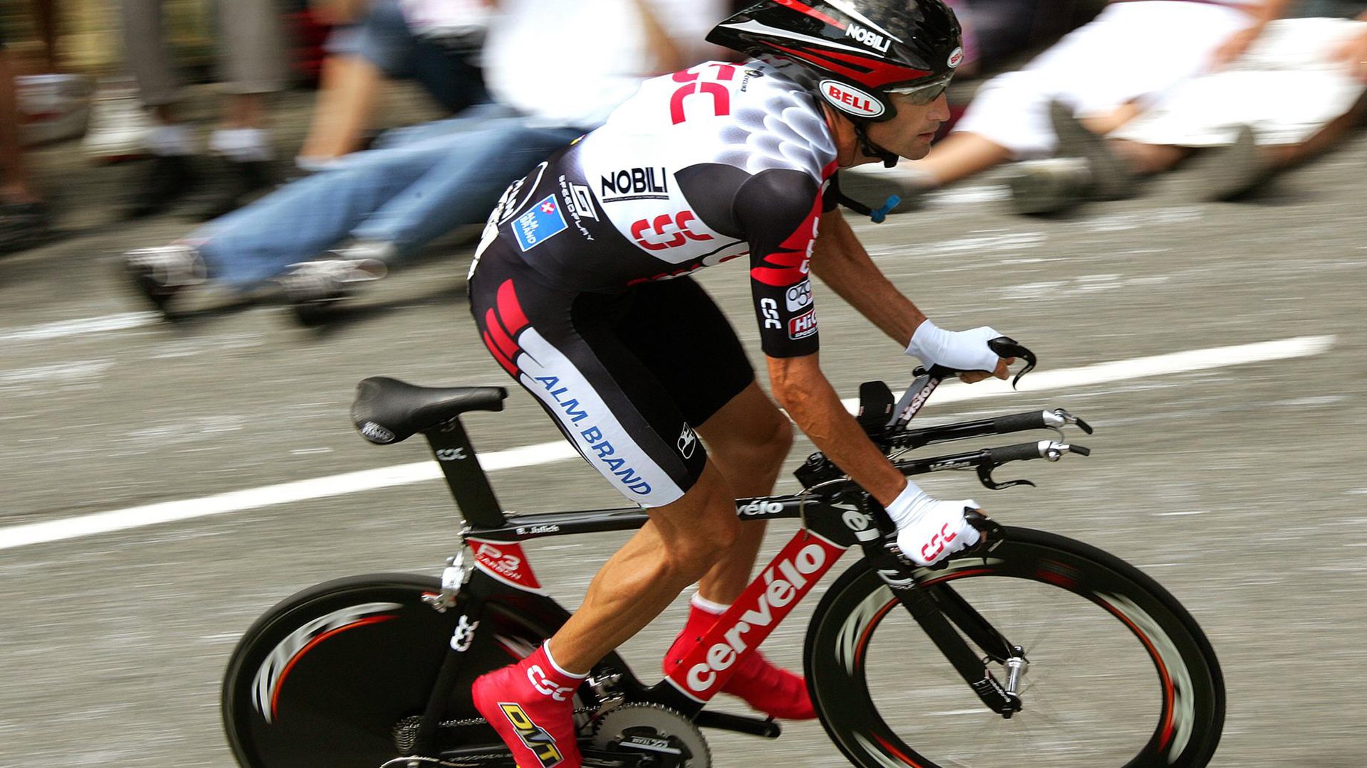 格拉纳达主场大胜，守住前进动力，格拉纳达vs